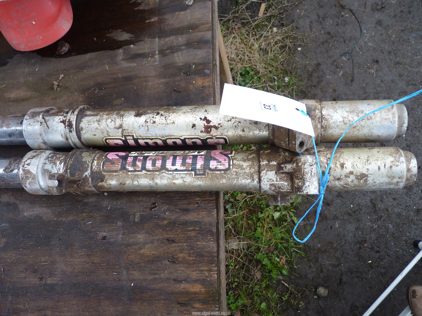 A pair of Simon's Anti-Cavitation front forks. - Image 2 of 2