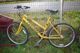 A "Prelude" 18 speed lady's Bicycle.