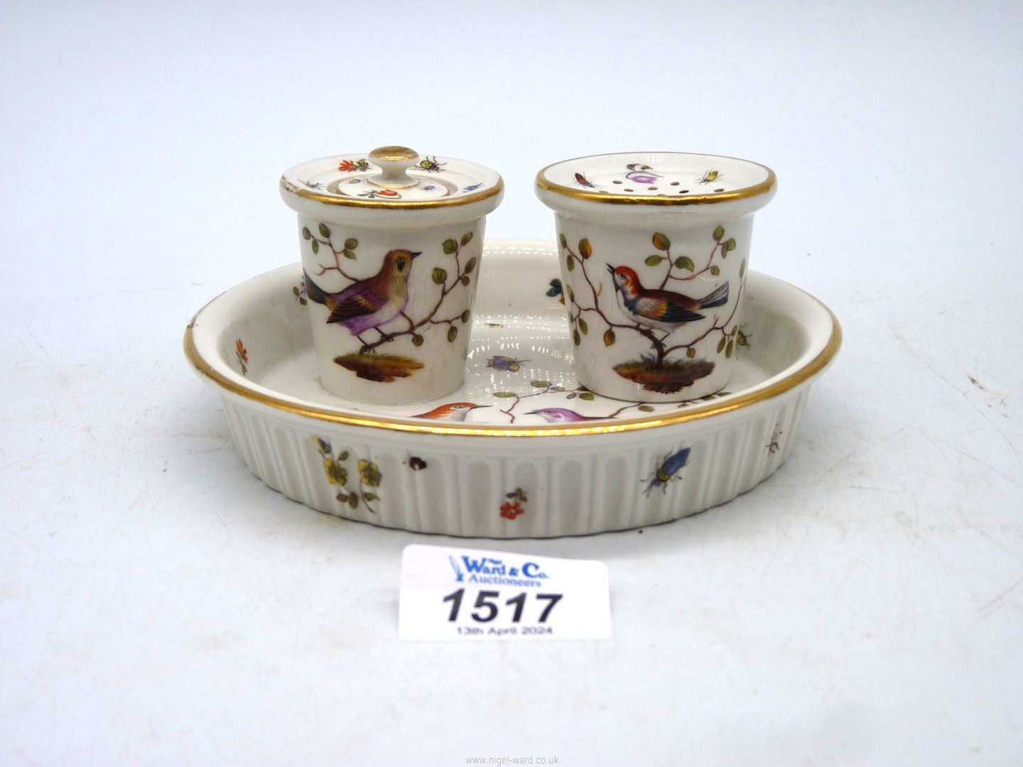 An antique continental porcelain desk set with tray and attached ink well with lid and a sander. - Image 4 of 4