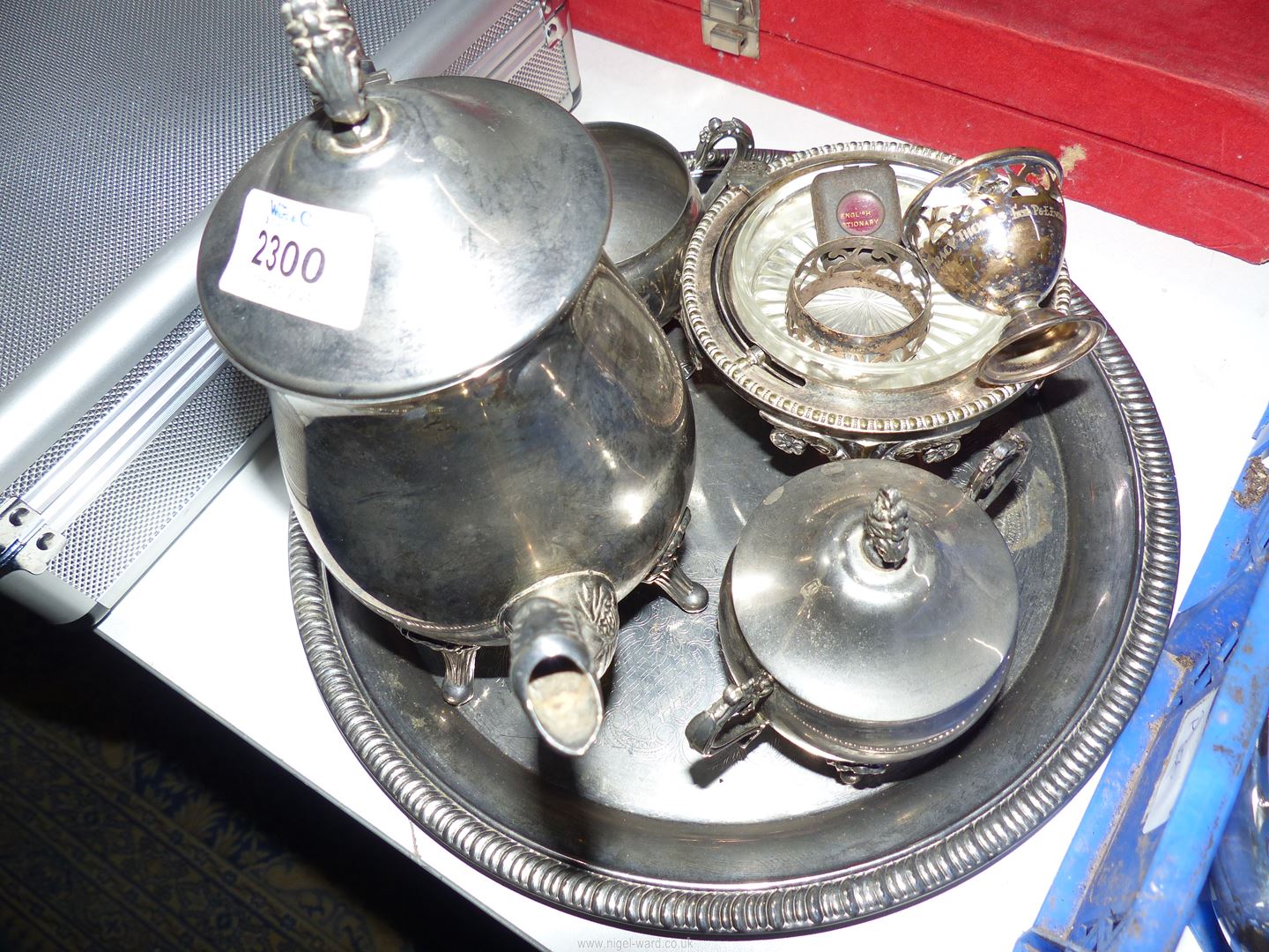 A quantity of silver plate to include; engraved tray, three piece Teaset, egg cups, napkin rings, - Image 2 of 2