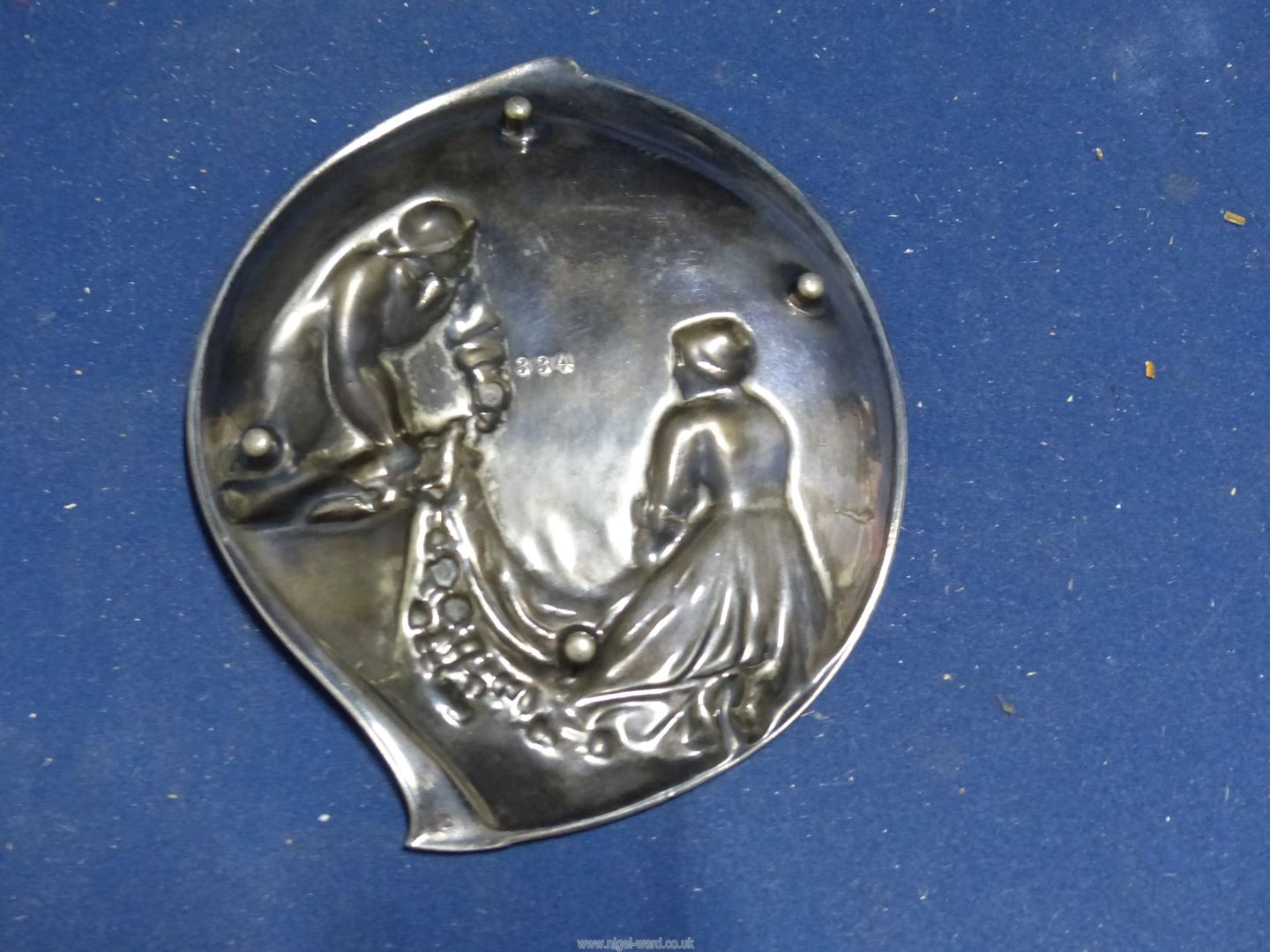 An antique WMF Germany silver plate/pewter Dish having decoration of fisherman and woman, - Image 3 of 3