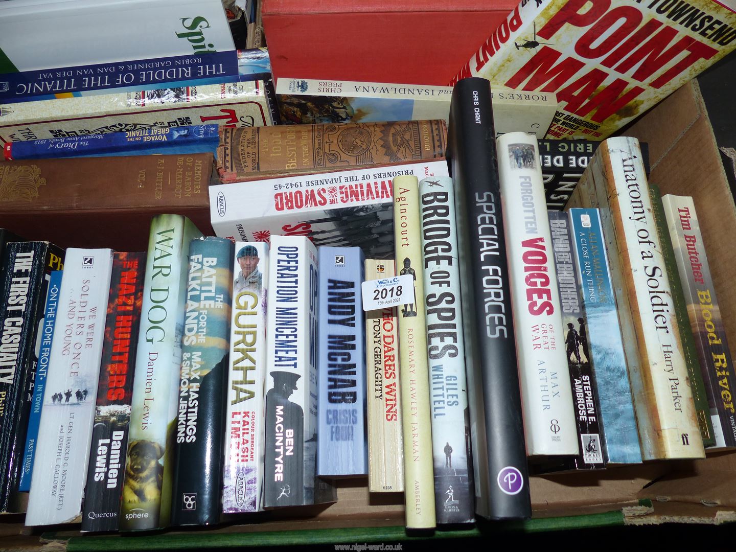 A box of War books including Memoirs of Barren De Marbot, The Eagles Prophecy, Blood River etc.