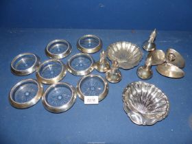 A small quantity of sterling silver including four matching Wallace salt and pepper pots,