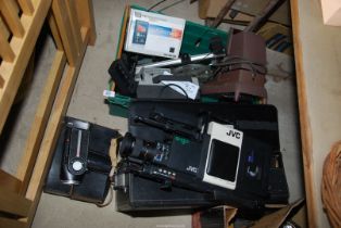 Film projectors, 'Eumig' camera, etc. and a 'G2S3' compact video camera, cased.