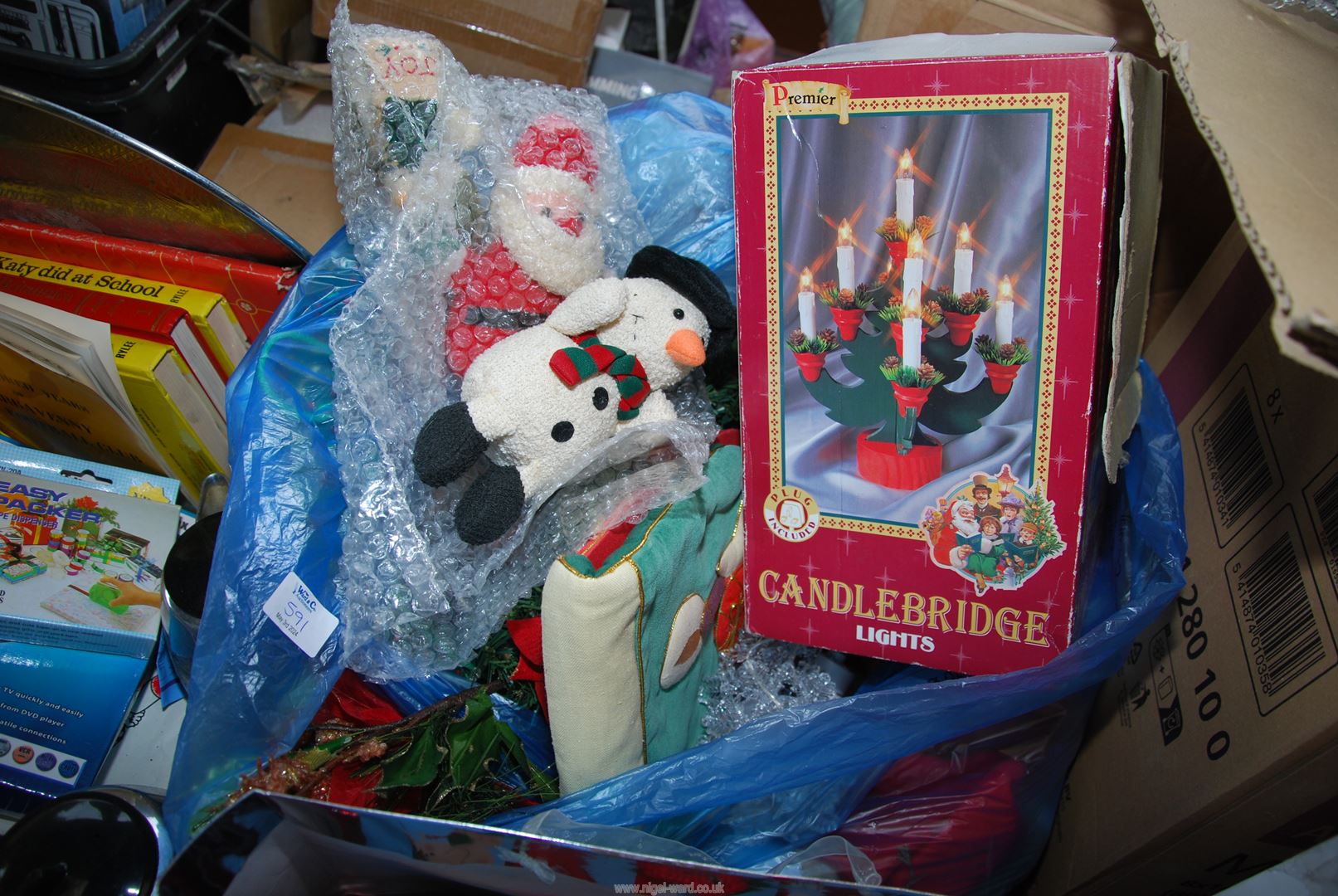 A large quantity of Christmas decorations. - Image 3 of 4