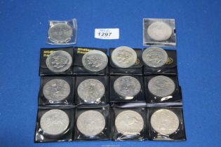 A small quantity of crowns including 1977 Silver Jubilee, Charles & Diana,