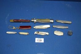 Ten Penknives/folding knives to include; a Mother of Pearl and Silver fruit knife, Sheffield 1901,