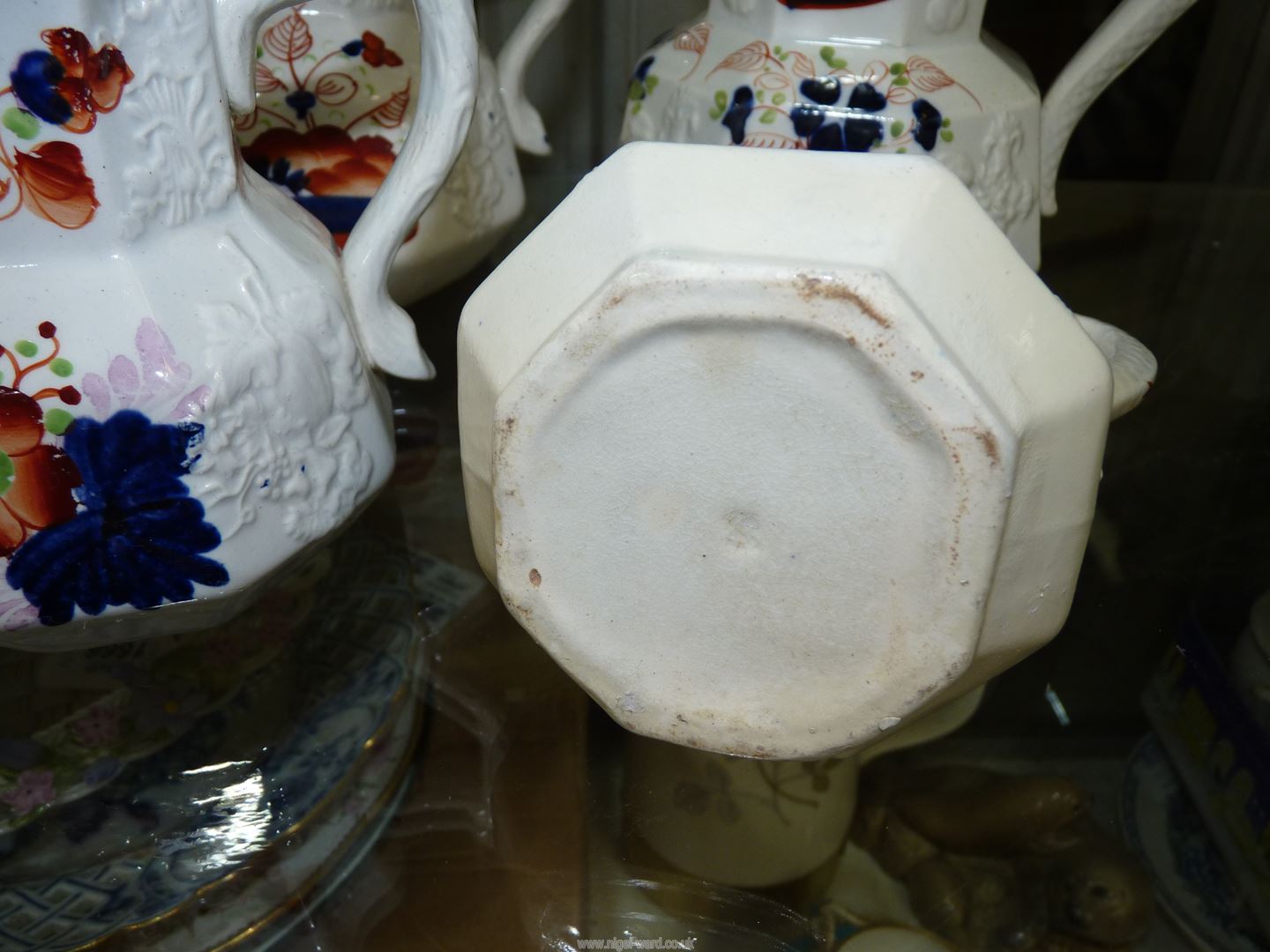 A set of four graduated Gaudy Welsh six sided Jugs plus a similar set of two, - Image 3 of 3