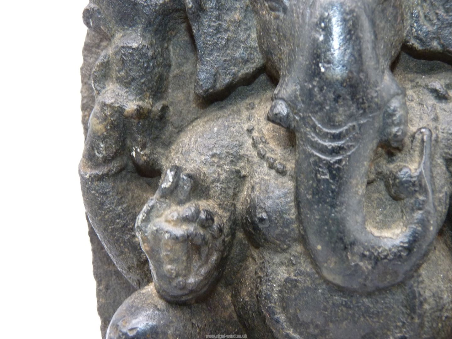 A rare and very early Indian black stone stele, carved with a figure of Ganesh, - Image 10 of 13