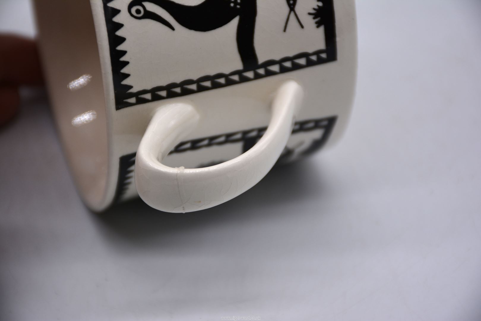 A vintage Scottie Wilson for Royal Worcester mug in swan design. - Image 5 of 5