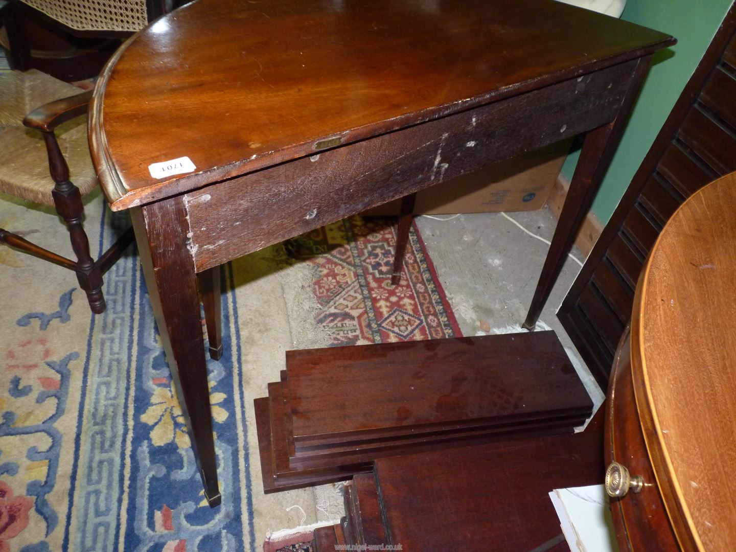 A circa 1900 Mahogany semi-circular Side Table standing on tapering square legs terminating in - Image 4 of 5