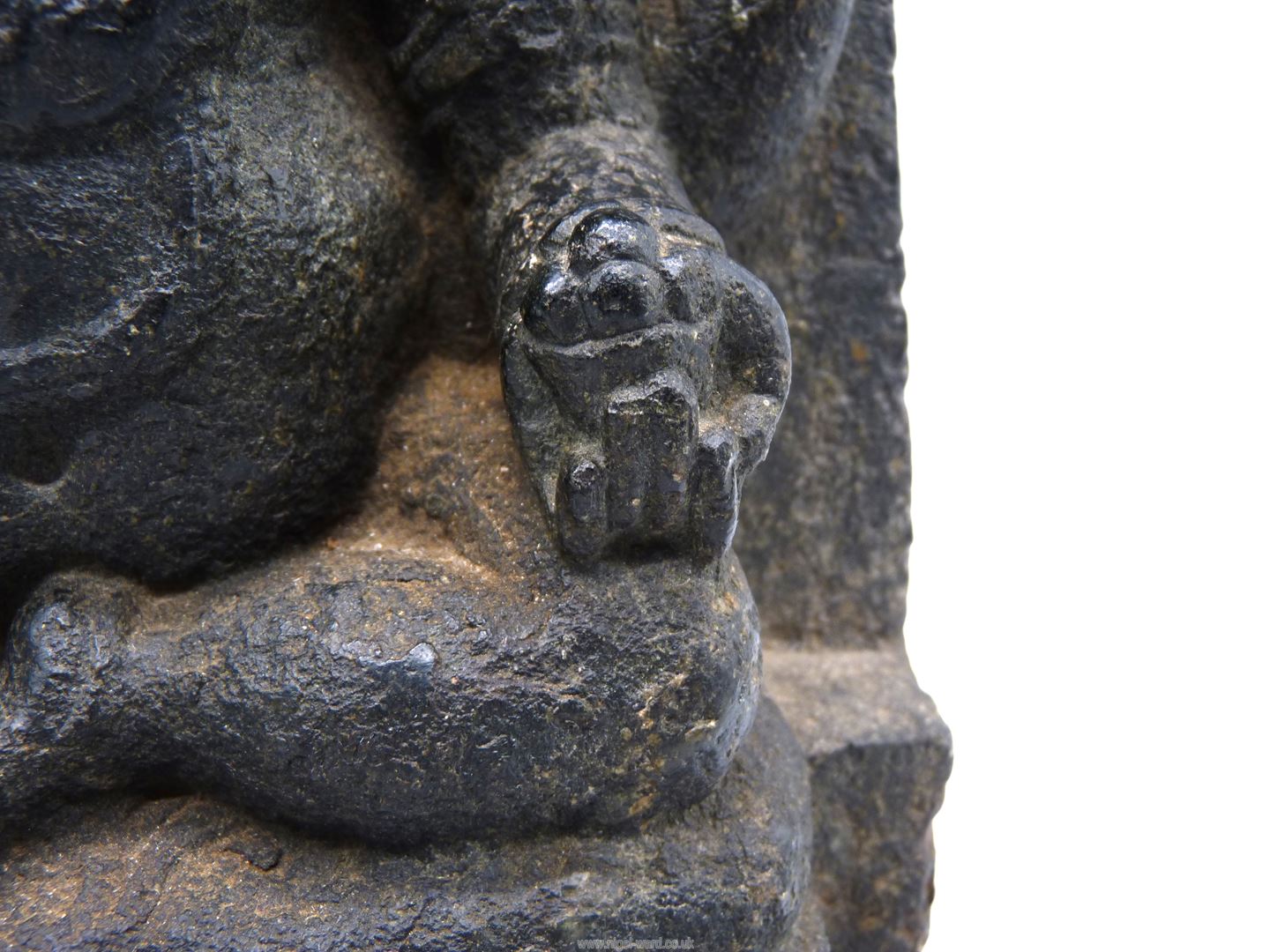 A rare and very early Indian black stone stele, carved with a figure of Ganesh, - Image 12 of 13
