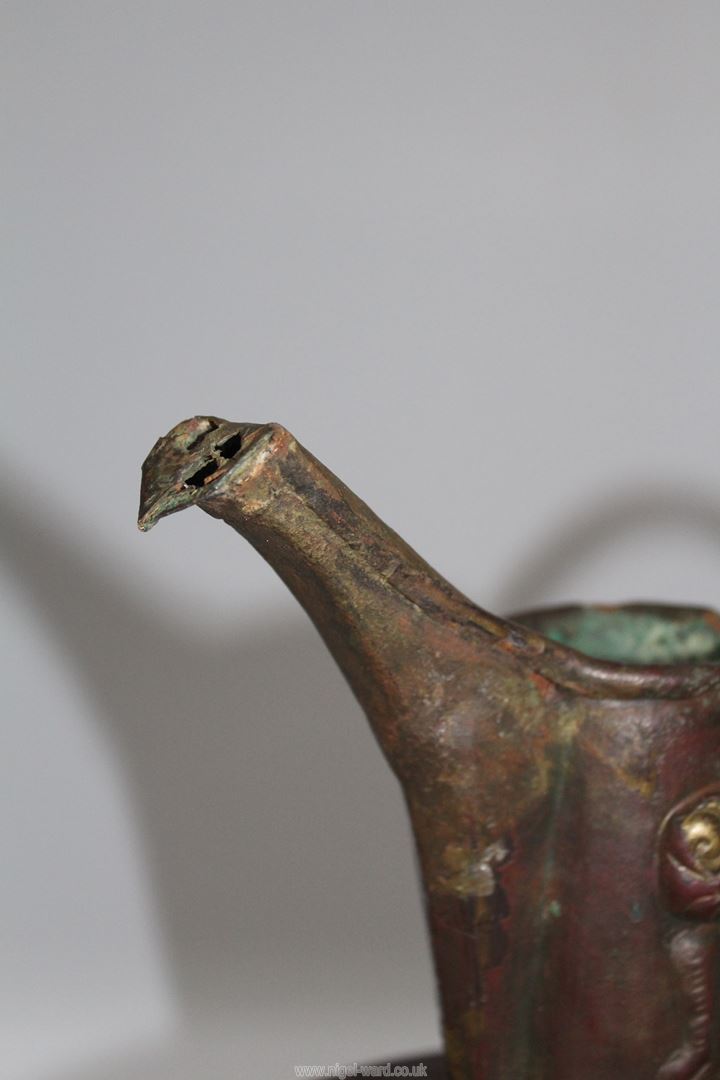 A Khorassan bronze ewer, 12th - 13th c. - Image 4 of 7