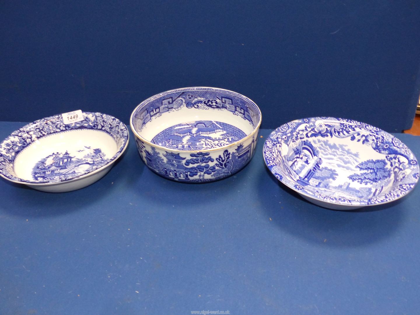 Three blue and white bowls to include; Copeland Spode Italian (a/f), - Image 2 of 9