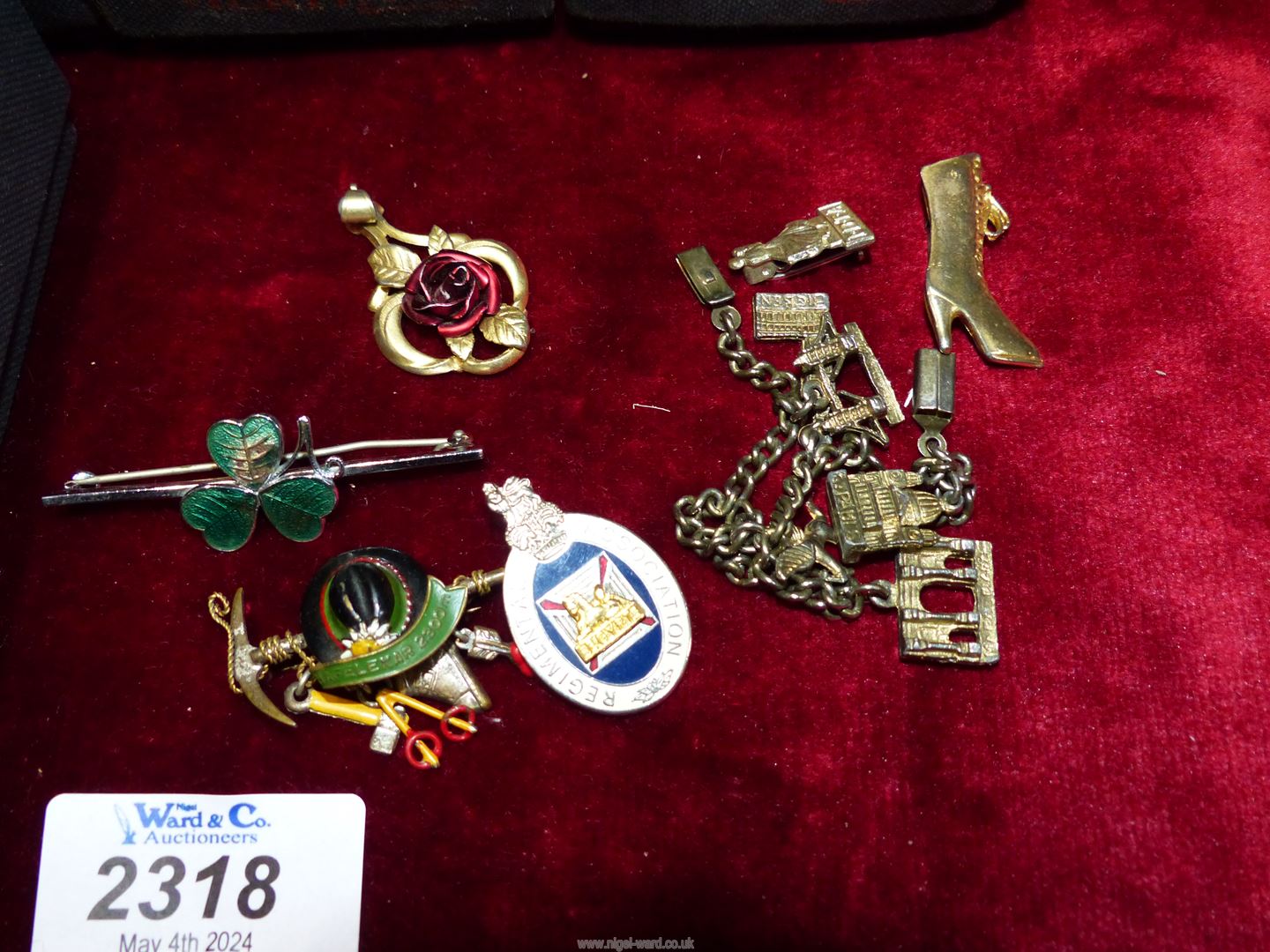 A quantity of boxed Heritage Highland Clothing costume jewellery, unmarked charm bracelet, etc. - Image 2 of 3