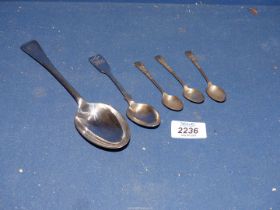 A set of three Silver coffee spoons, Sheffield 1902, a teaspoon,