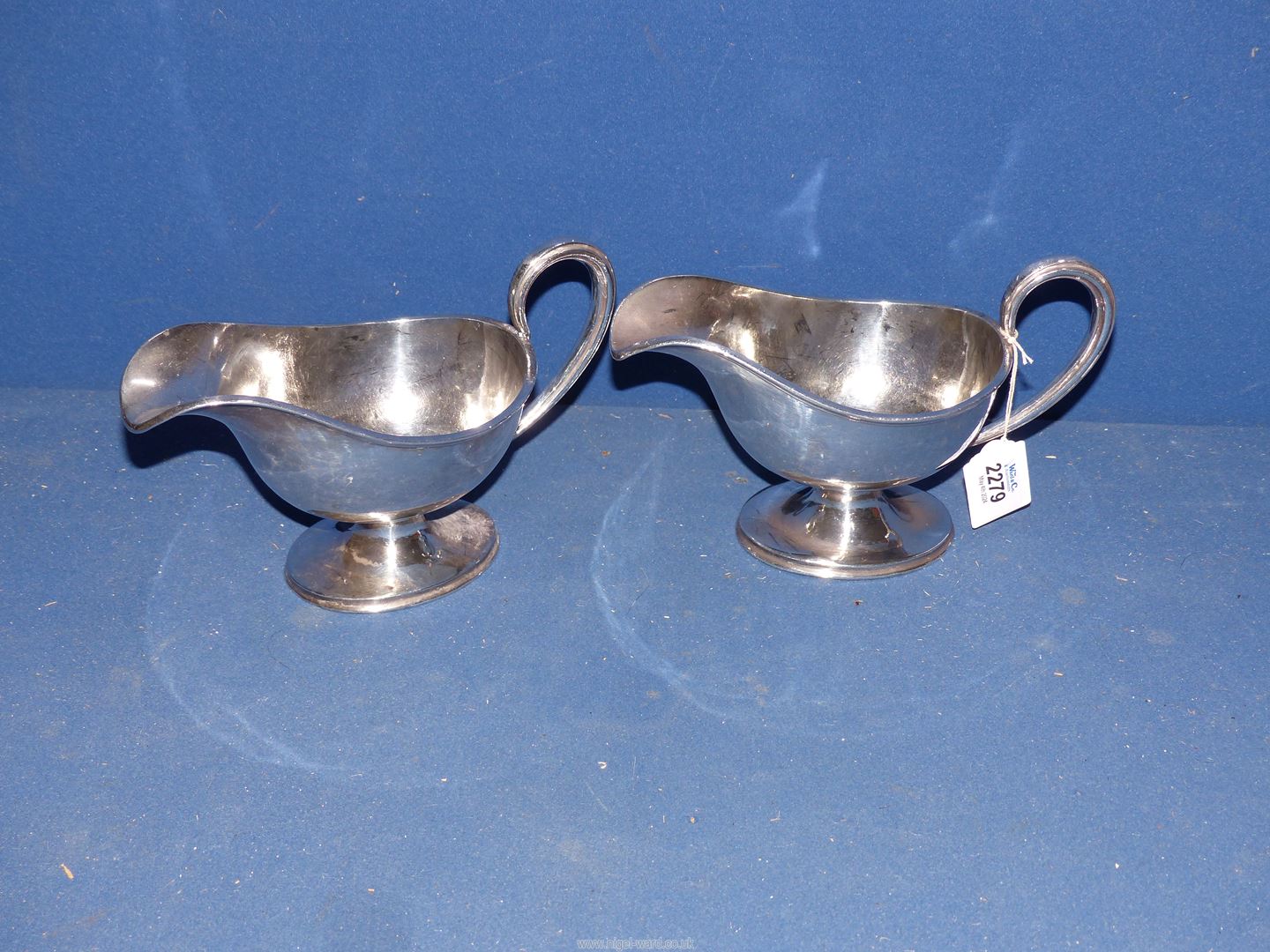 A pair of heavy silver plated sauce/gravy Boats by Elkington.