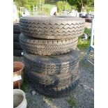 Five Land Rover wheels and tyres - 7.50R16LT.