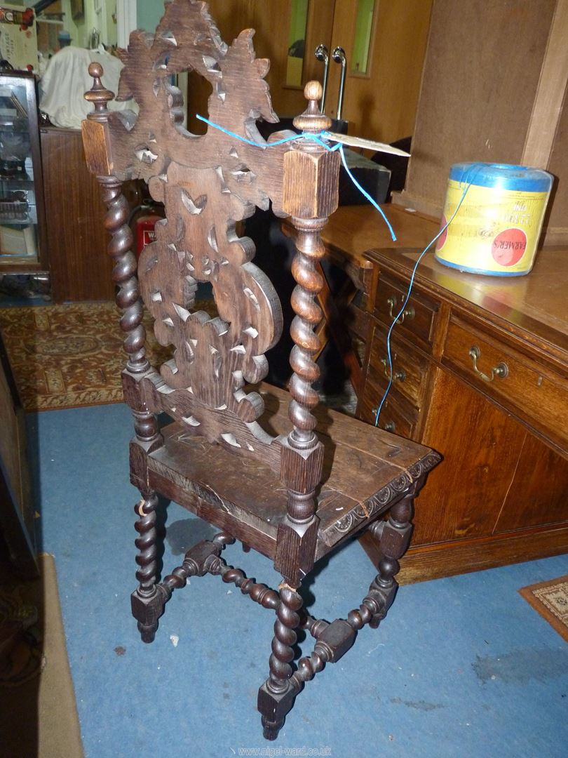 An Oak solid seated side/hall Chair having an intricately carved/fretworked back with scrolling - Image 3 of 7