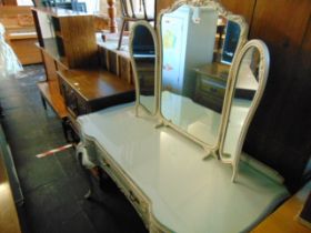 A French style dressing table