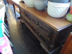 Dressing table with mirror