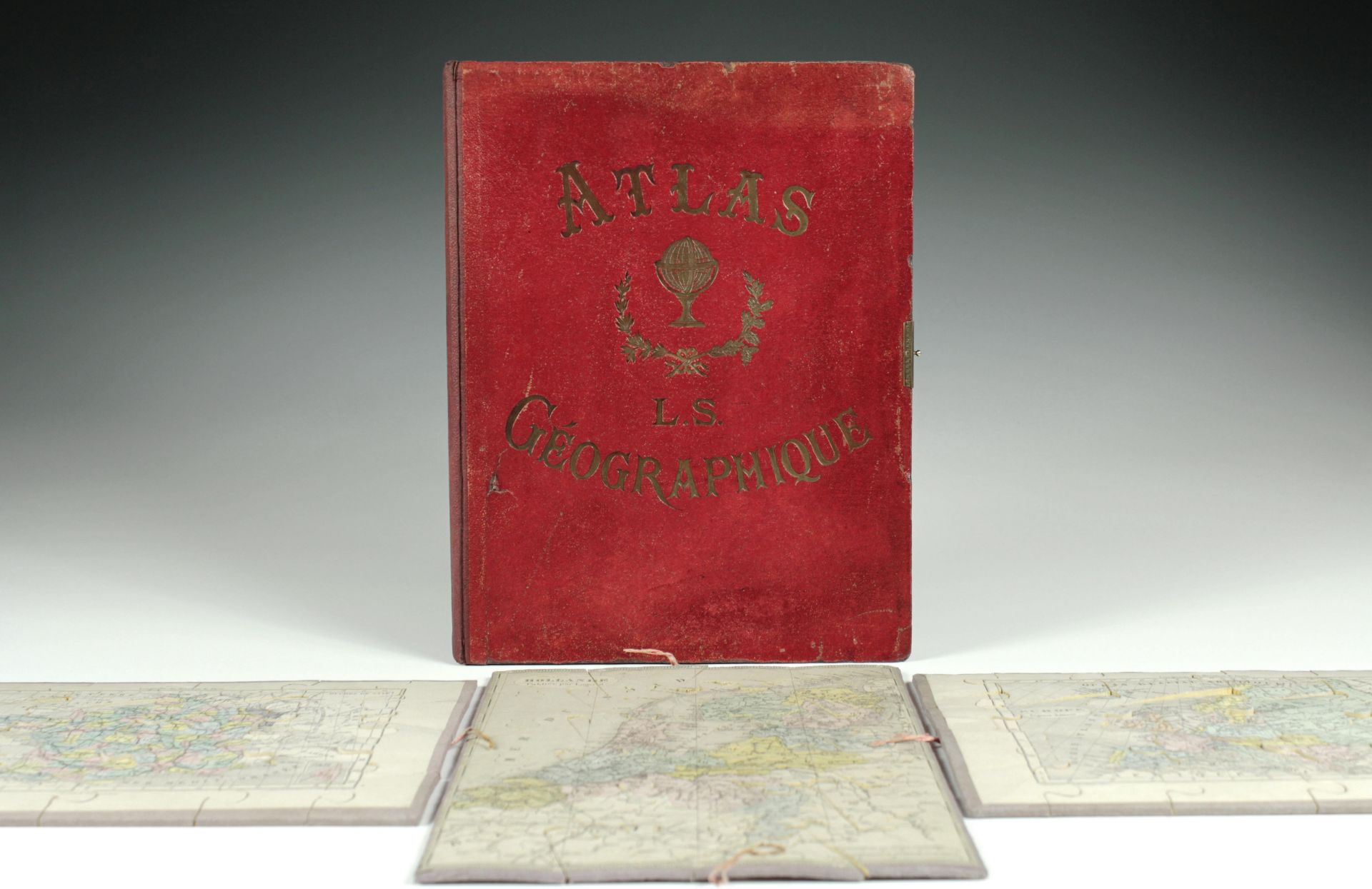 Geographie-Puzzle. Frankreich, um 1860, Atlas Géographique, drei Karten von Europa, Frankreich und - Image 3 of 3