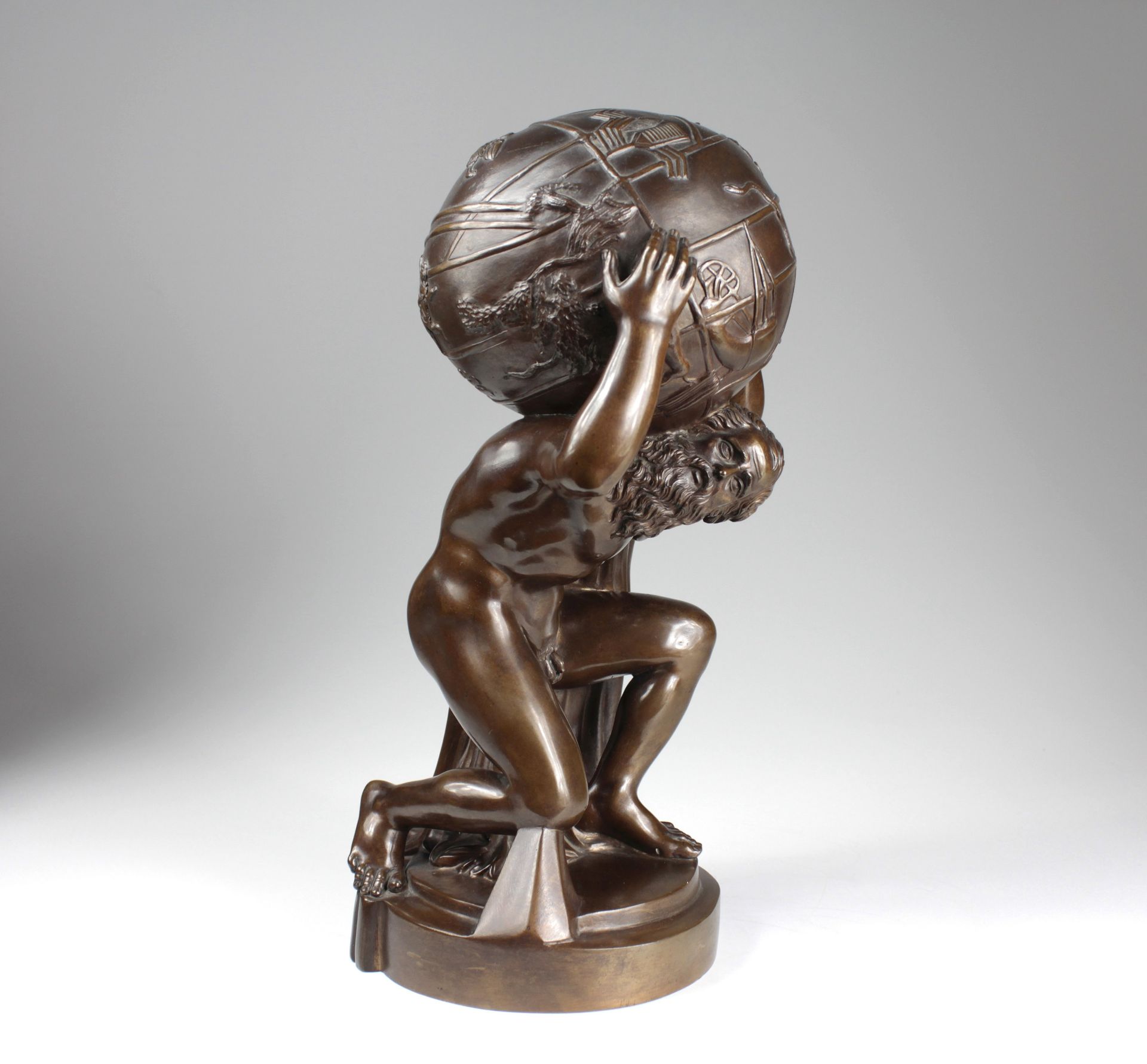 Seltenes Bronze-Modell nach der berühmten Skulptur des Atlas Farnese