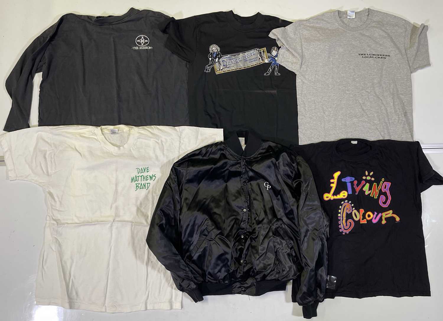 T-SHIRT AND TOUR CLOTHING COLLECTION