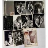 DAVID BOWIE - MEMORABILIA INC PRESS PACK FOR SCARY MONSTERS / PROMO PHOTOS.