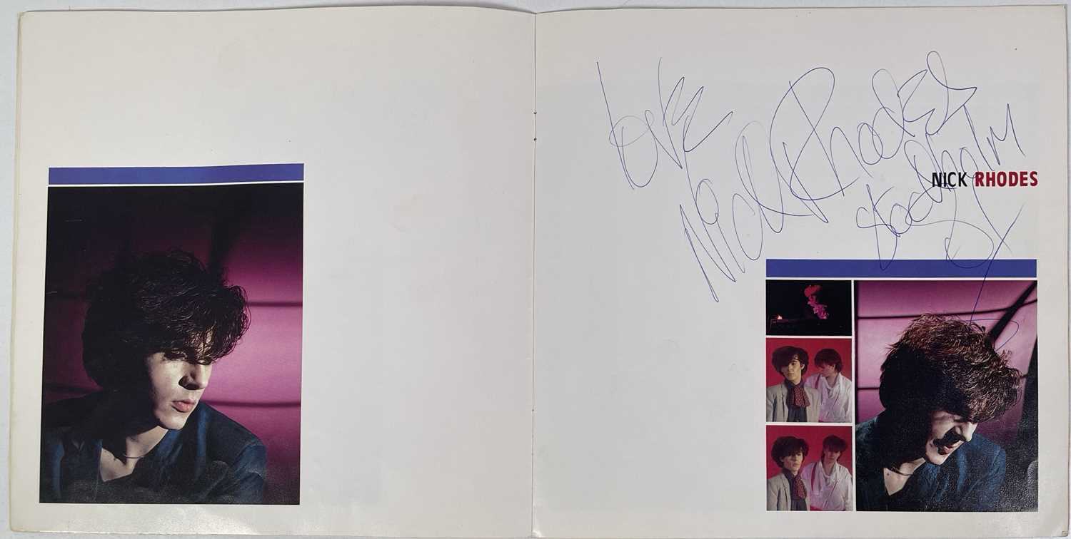 DURAN DURAN - FULLY SIGNED 1981 CONCERT PROGRAMME. - Image 4 of 8