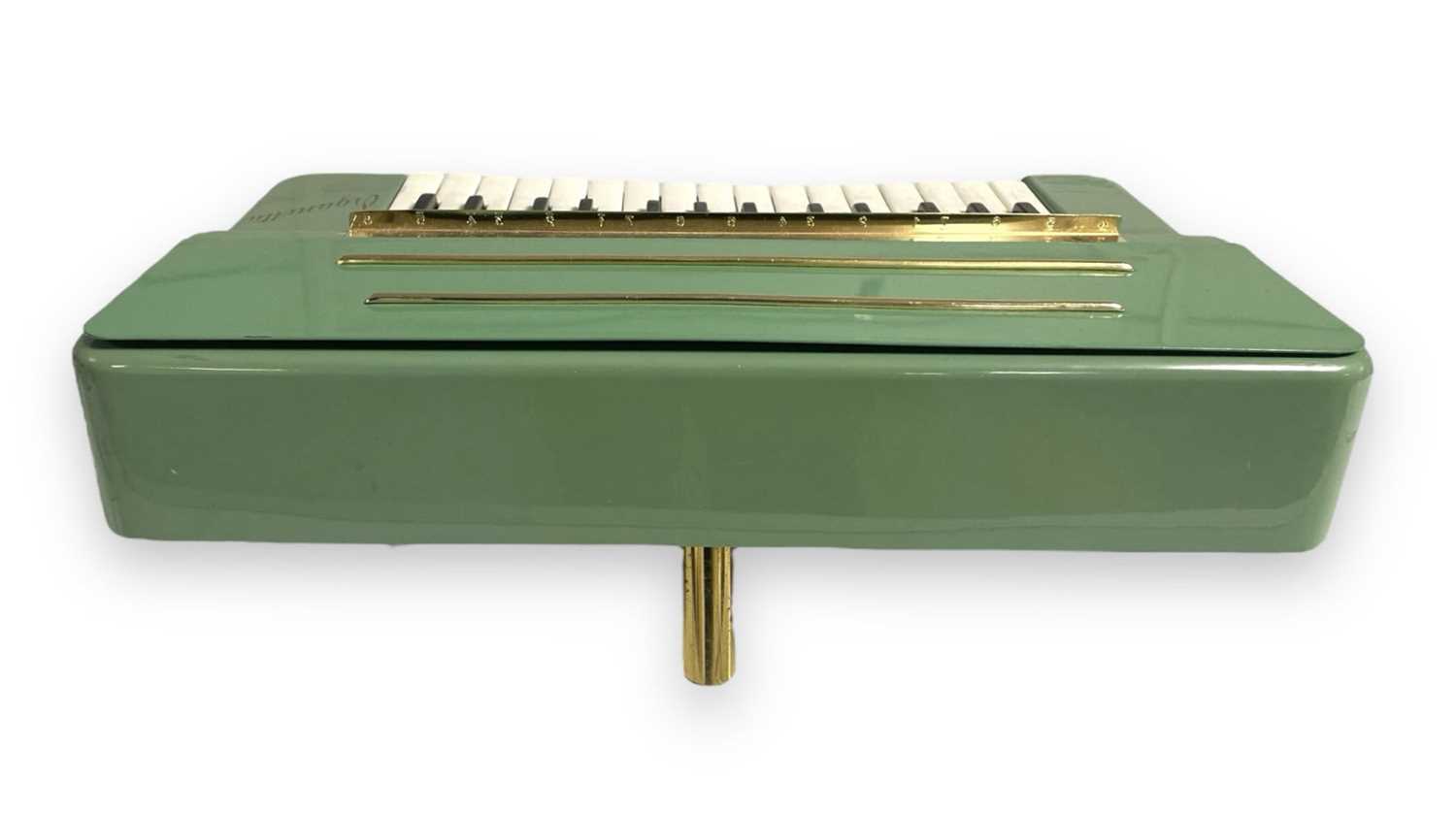 HOHNER - A C 1958 ORGANETTA. - Image 5 of 5
