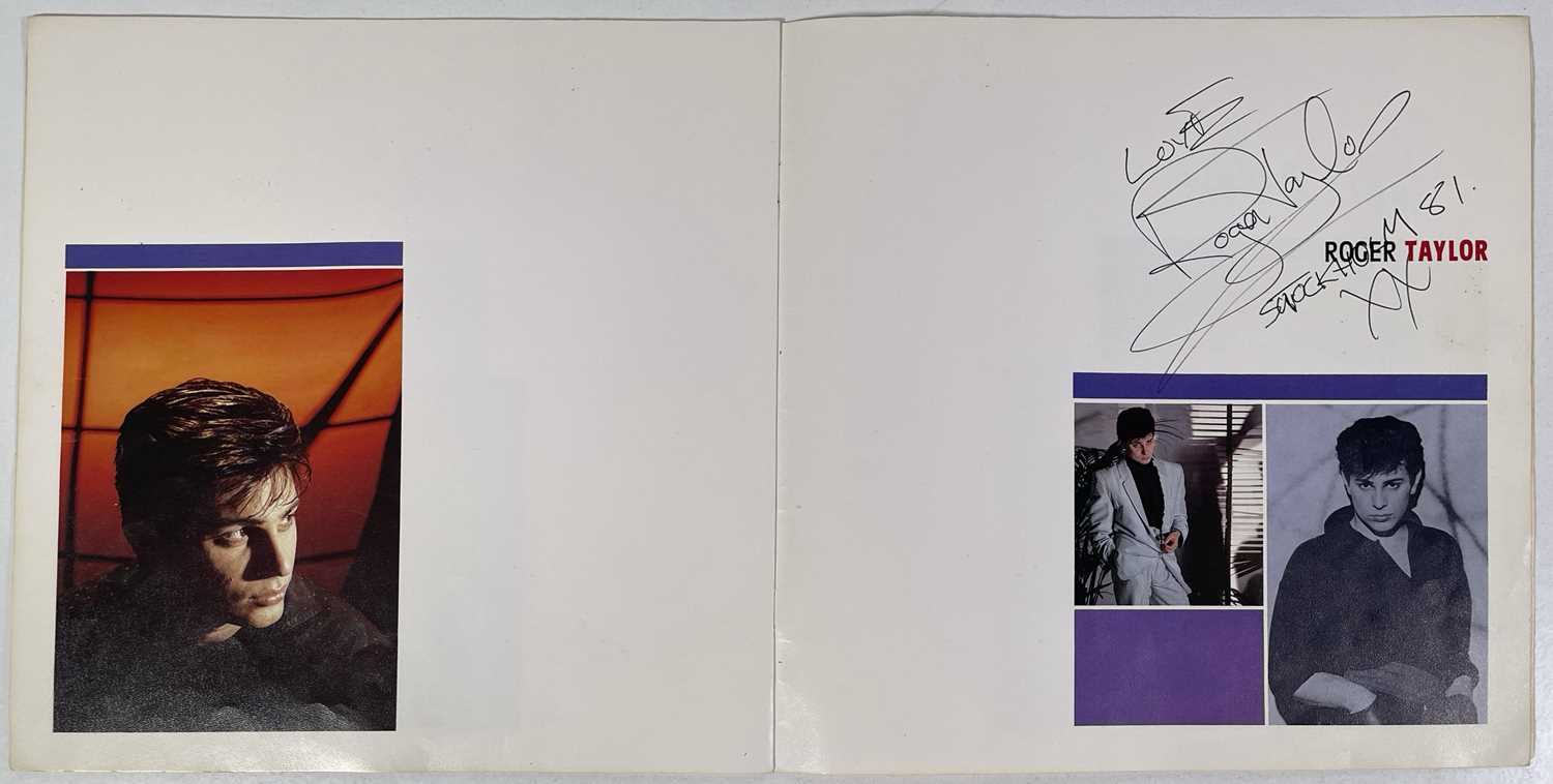 DURAN DURAN - FULLY SIGNED 1981 CONCERT PROGRAMME. - Image 6 of 8