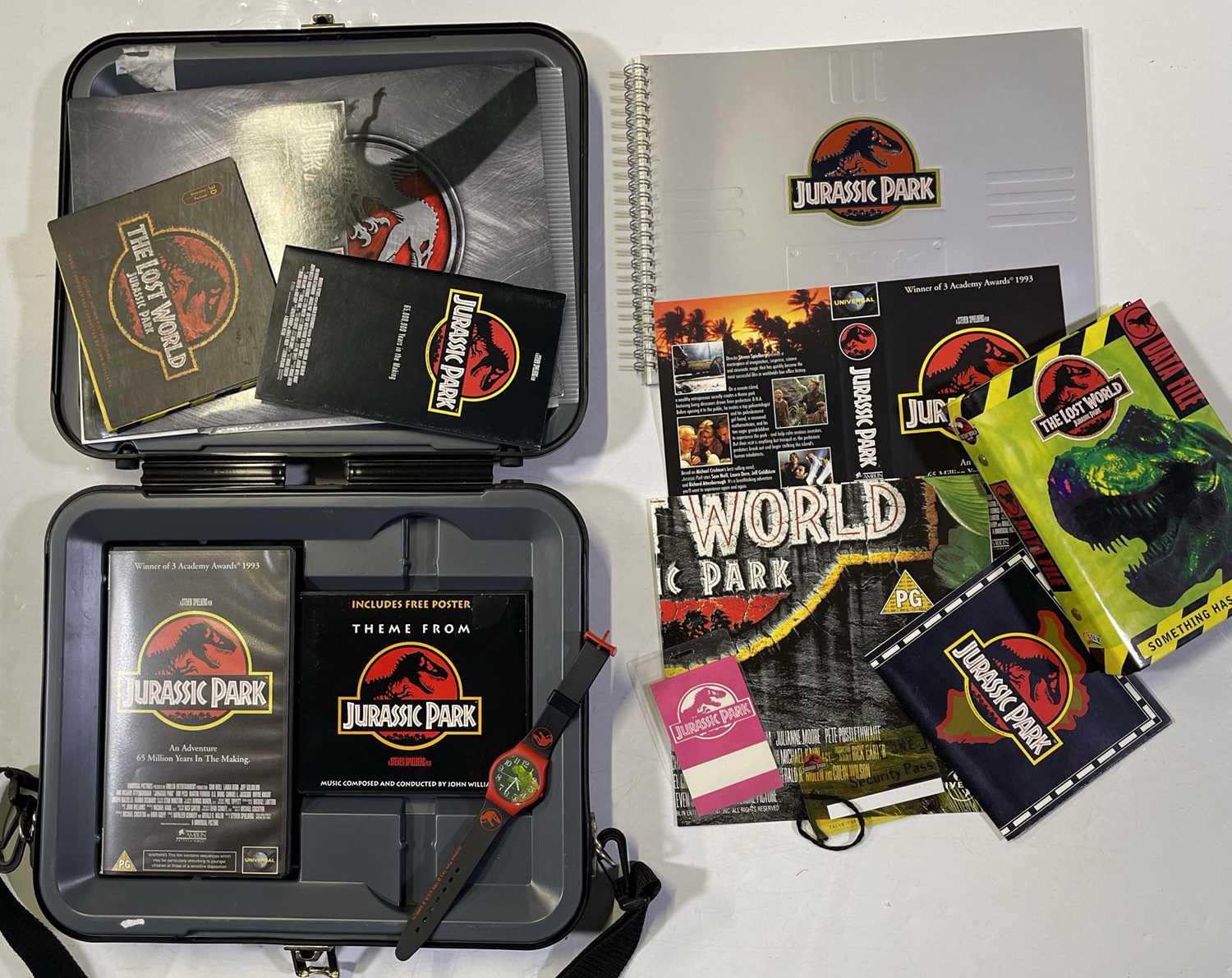 FILM COLLECTABLES INC ORIGINAL JURASSIC PARK PRESS KIT. - Image 3 of 3