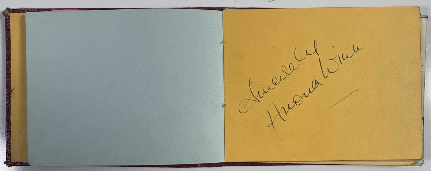 LATE 1940S / EARLY 1950S AUTOGRAPH BOOK WITH FOOTBALLERS. - Image 10 of 27