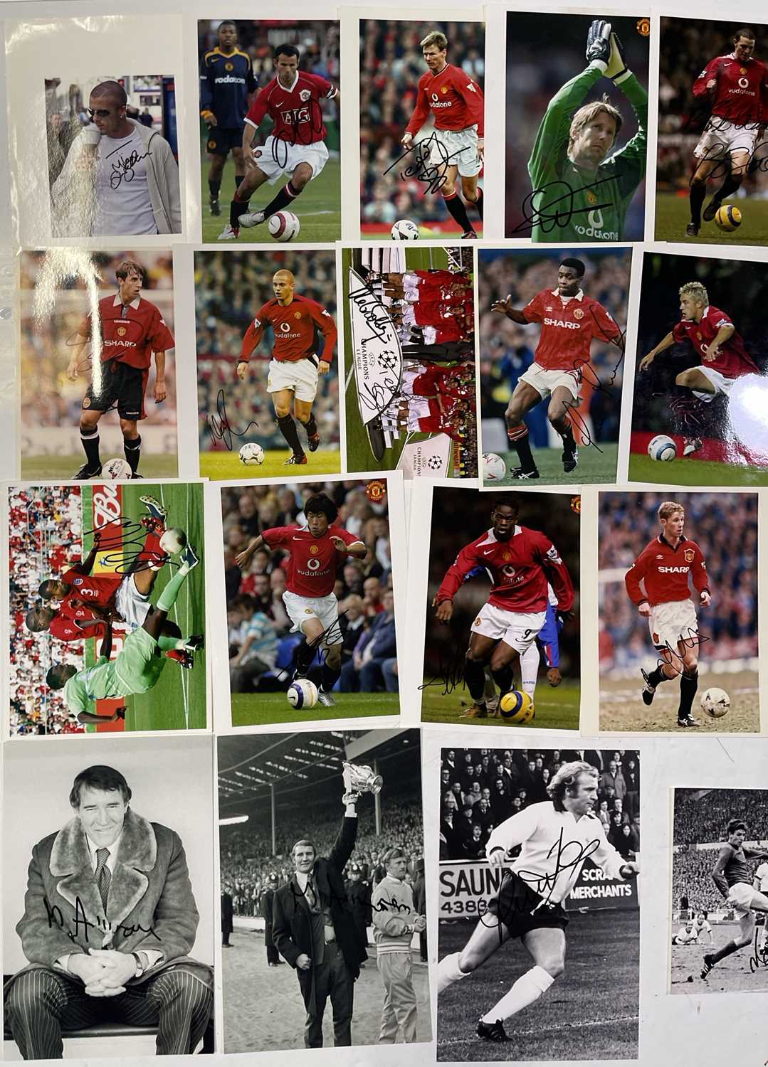 MANCHESTER UNITED / MANCHESTER CITY - SIGNED FOOTBALL PHOTOGRAPHS. - Image 2 of 3