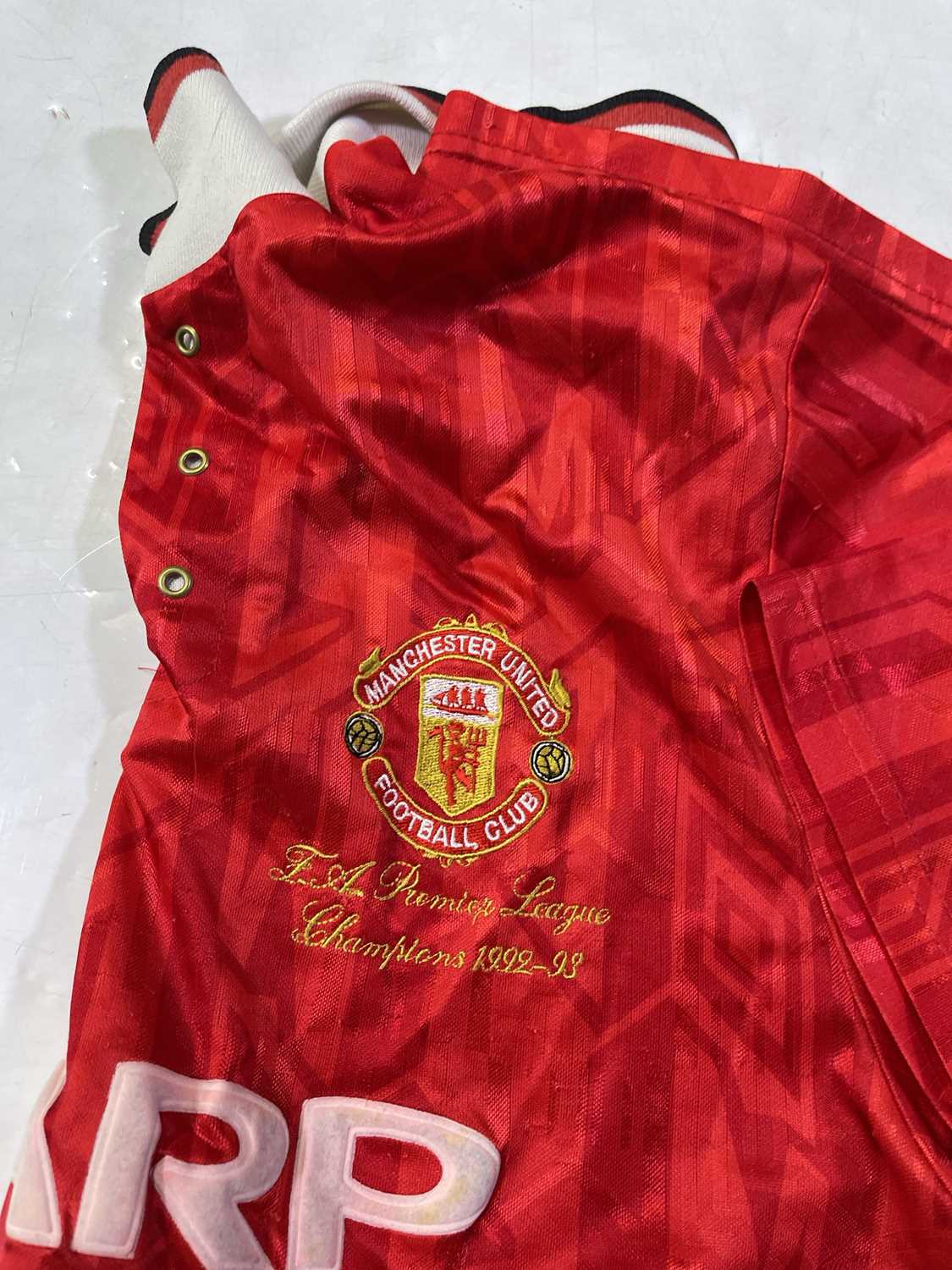 MANCHESTER UNITED - 1992-3 LEAGUE WINNERS HOME SHIRT. - Image 3 of 3