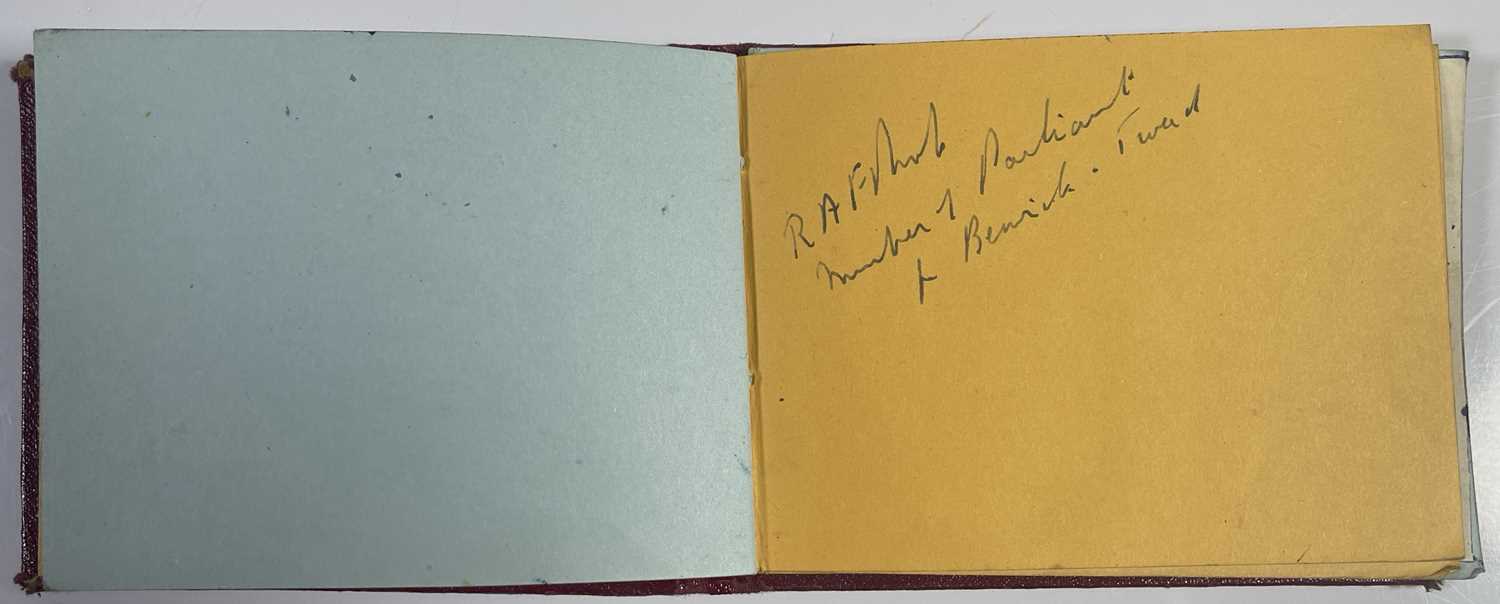 LATE 1940S / EARLY 1950S AUTOGRAPH BOOK WITH FOOTBALLERS. - Image 16 of 27