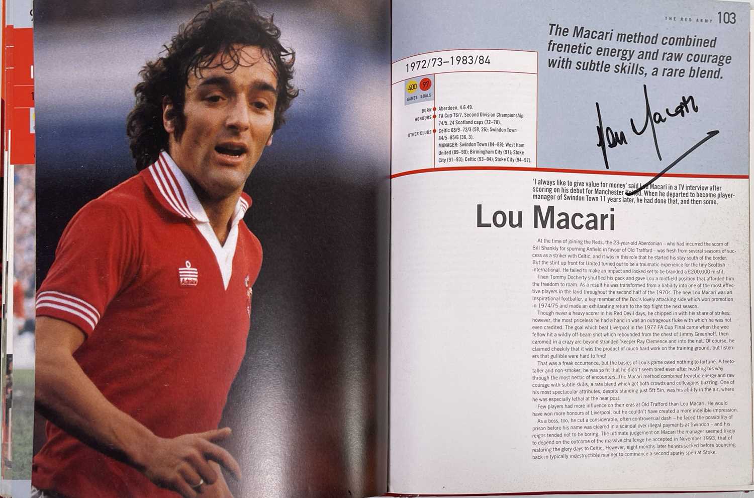 FOOTBALL MEMORABILIA - MANCHESTER UNITED - MULTI SIGNED PLAYER BY PLAYER BOOK. - Image 15 of 35