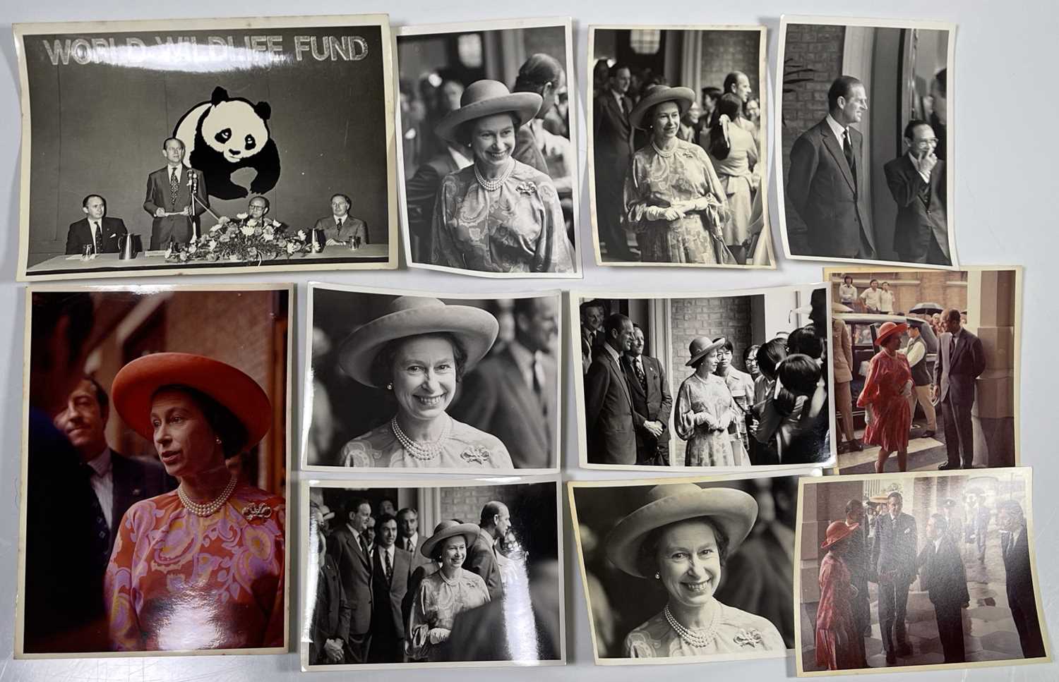 QUEEN ELIZABETH II - LIKELY UNPUBLISHED PHOTOGRAPHS.