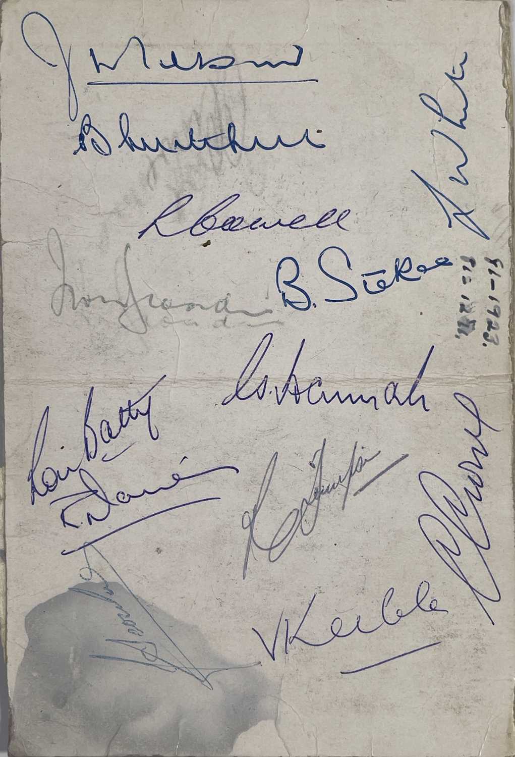 LATE 1940S / EARLY 1950S AUTOGRAPH BOOK WITH FOOTBALLERS. - Image 4 of 27