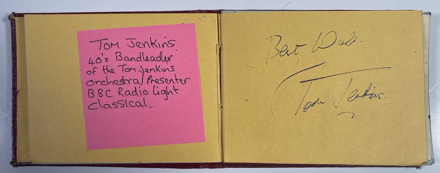 LATE 1940S / EARLY 1950S AUTOGRAPH BOOK WITH FOOTBALLERS. - Image 17 of 27