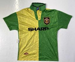 MANCHESTER UNITED FOOTBALL SHIRT - 1992-4 GREEN AND GOLD.