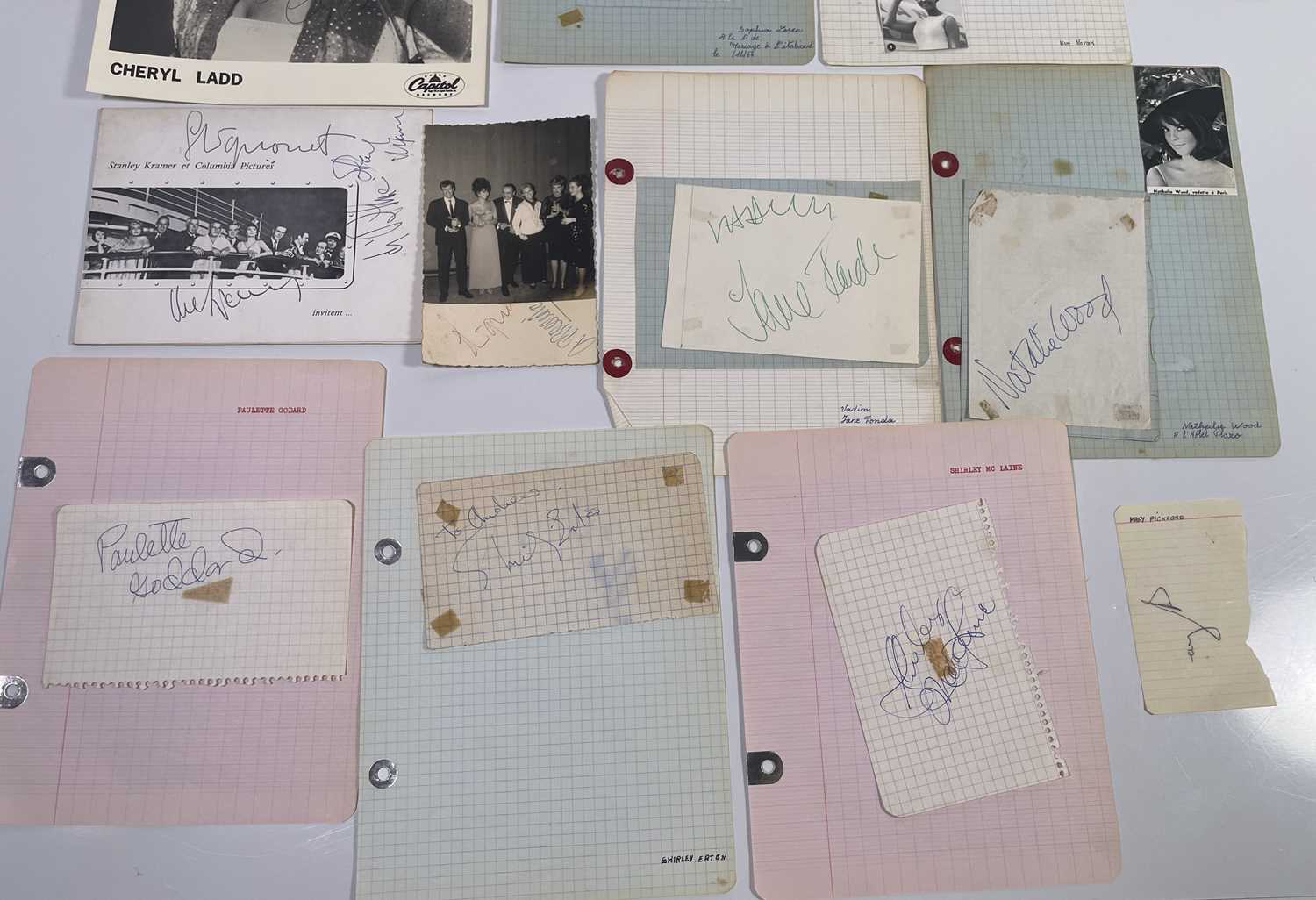 AUTOGRAPH COLLECTION INC US LEADING LADIES OF THE 20TH C - LOREN AND MORE. - Bild 3 aus 3