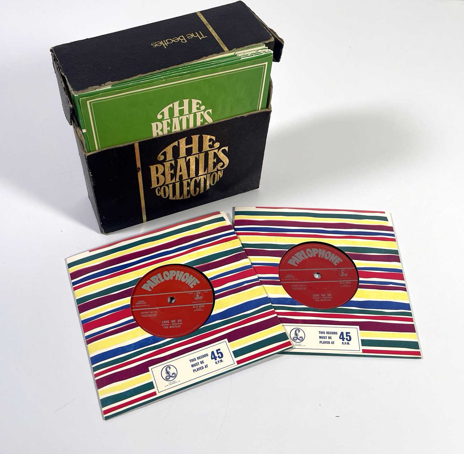 THE BEATLES - BEATLES COLLECTION 1970 SINGLES BOX.