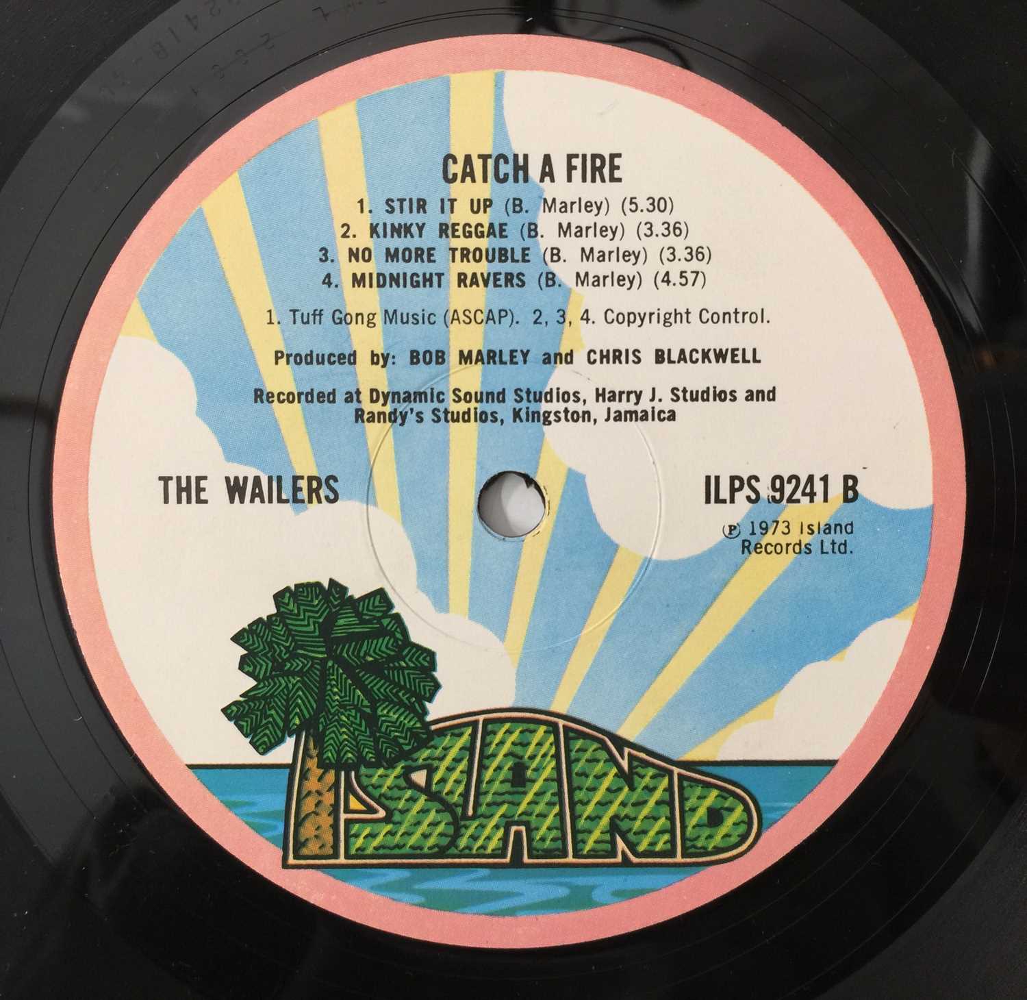 THE WAILERS - CATCH A FIRE LP (UK ORIGINAL - ZIPPO SLEEVE - ISLAND ILPS 9241) - Image 6 of 6