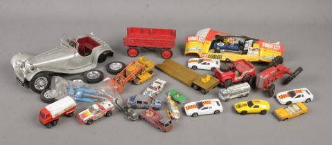 A tray of diecast vehicles. Includes Match Box, Corgi, Crescent etc.