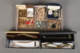 A collection of assorted costume jewellery, to include several Monet examples, dress necklaces set