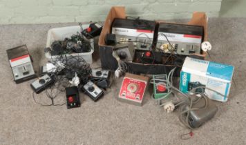 A box of assorted model railway electrical equipment to include several Zero-1 power control