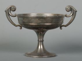 An Edwardian silver twin handled pedestal bowl. Assayed Sheffield 1904 by Henry Wigfull. Height 11.
