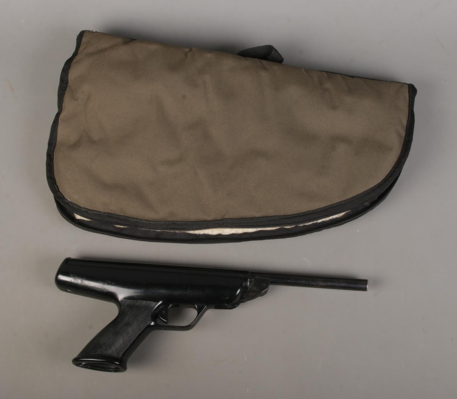 A BSA Scorpion .22 calibre air pistol with carry case. CANNOT POST.